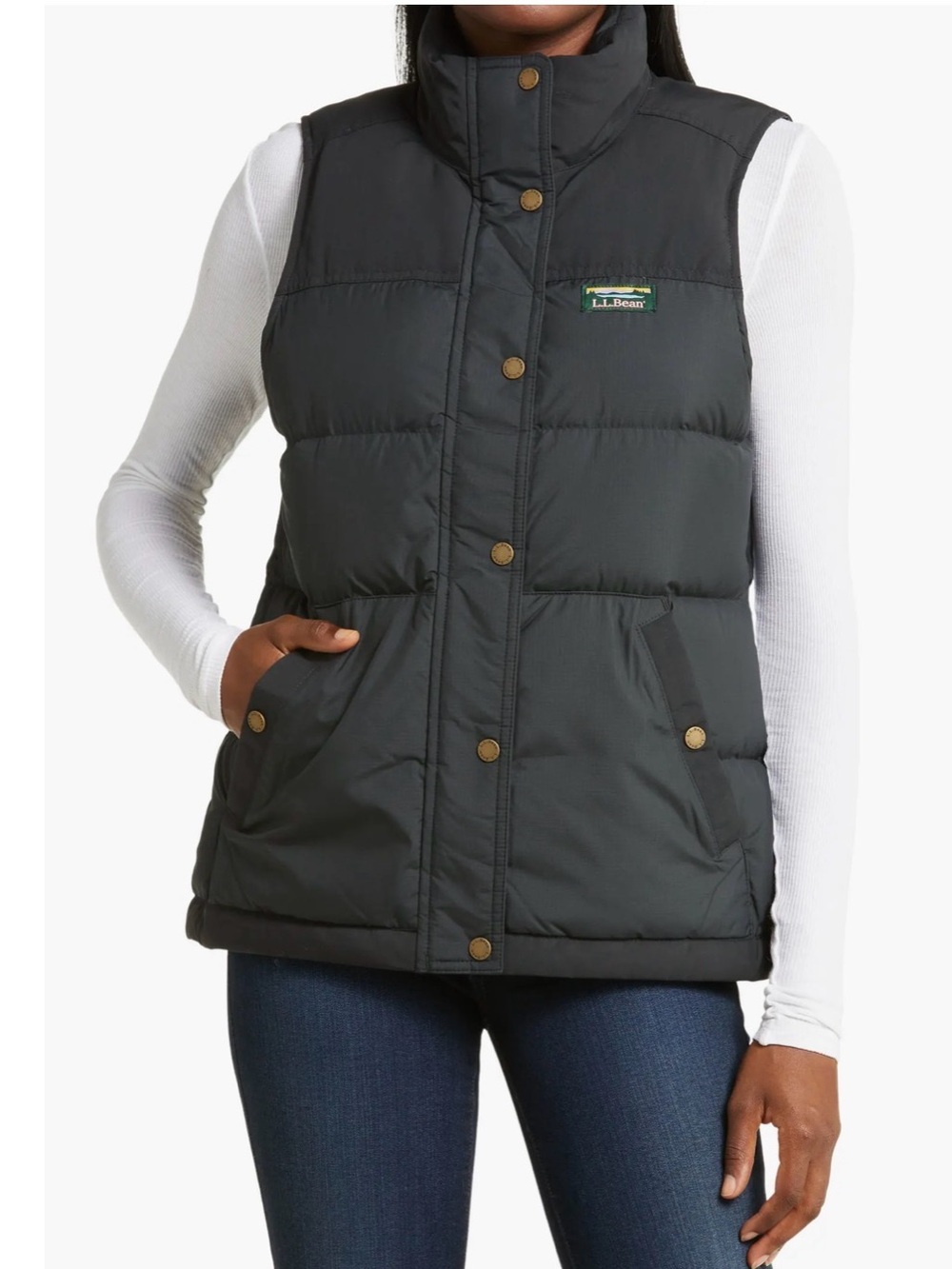 L.L. Bean Sz Xs Mountain Classic Down Puffer Vest in Navy Colorblock